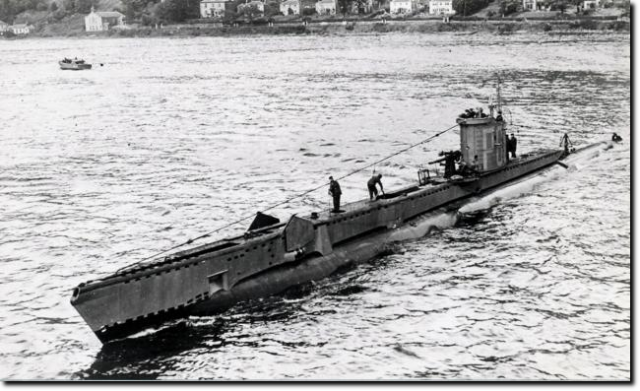 HMS Venturer - versenkte unter seinen Kommandanten, Lieutenant James H. Launders U 771 und U 86